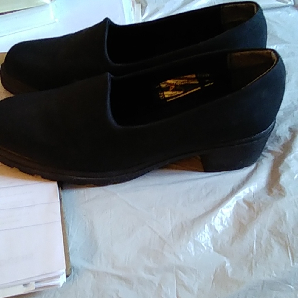 Ladies shoes